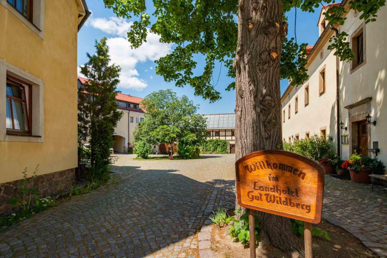 Landhotel Gut Wildberg Meißen Exteriör bild